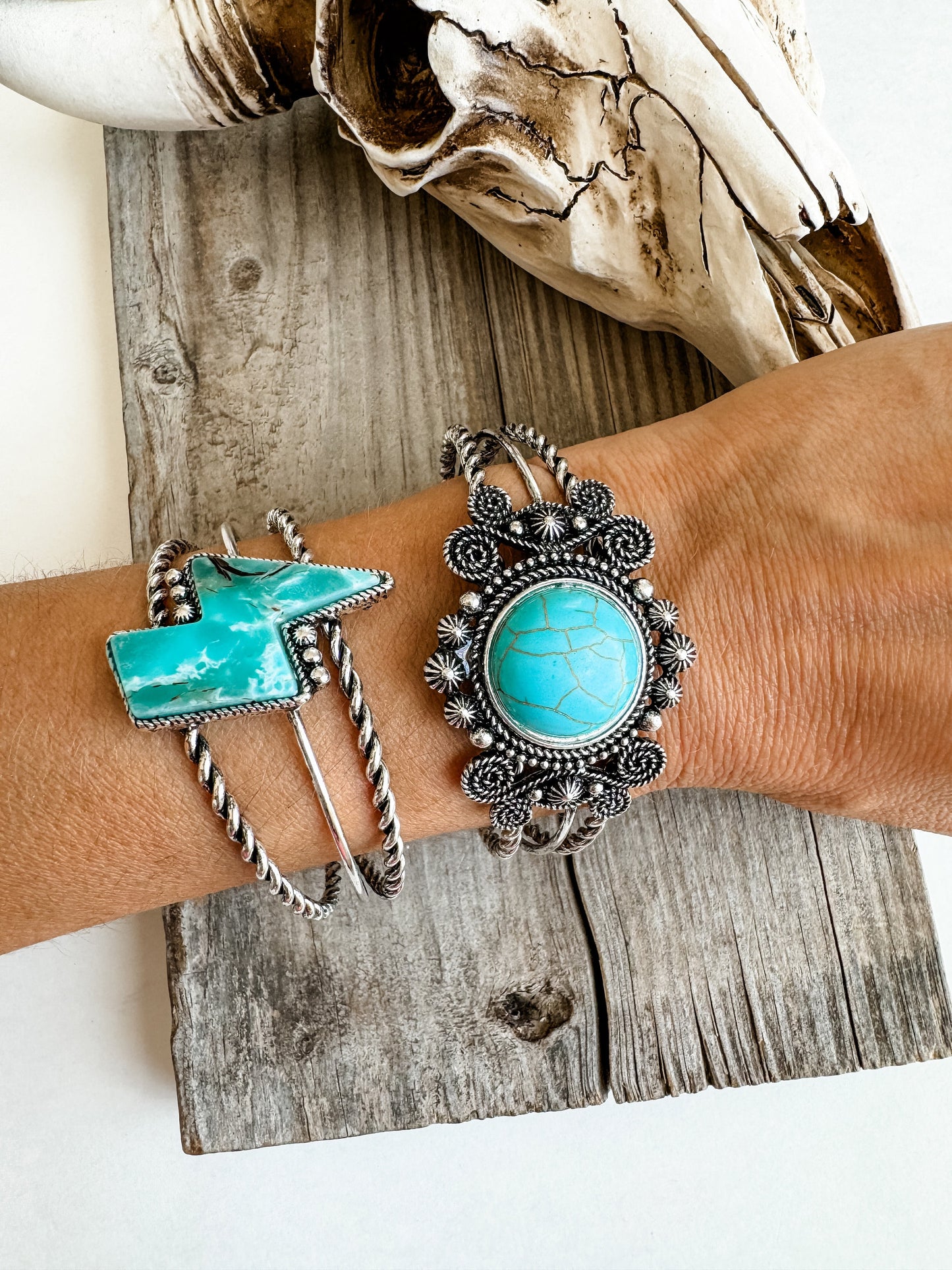 WIRE TURQUOISE BRACELET - southwestern western - jewelry - makes a great gift! cowgirl punchy rodeo